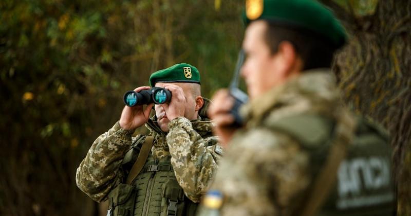 Прикордонники ліквідували ворожу техніку на Бахмутському напрямку, повідомляє bigmir)net.